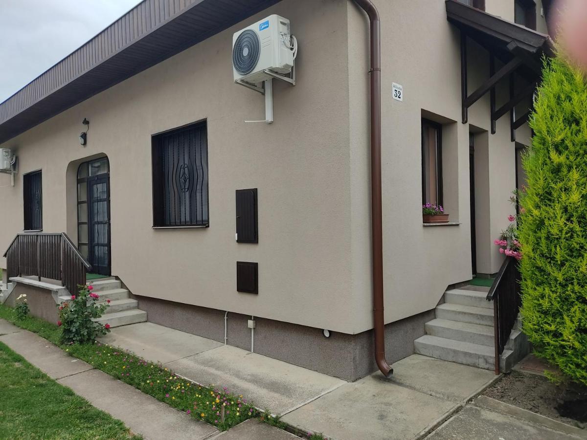 Ferienwohnung Arnika Vendeghaz Hajdúszoboszló Exterior foto