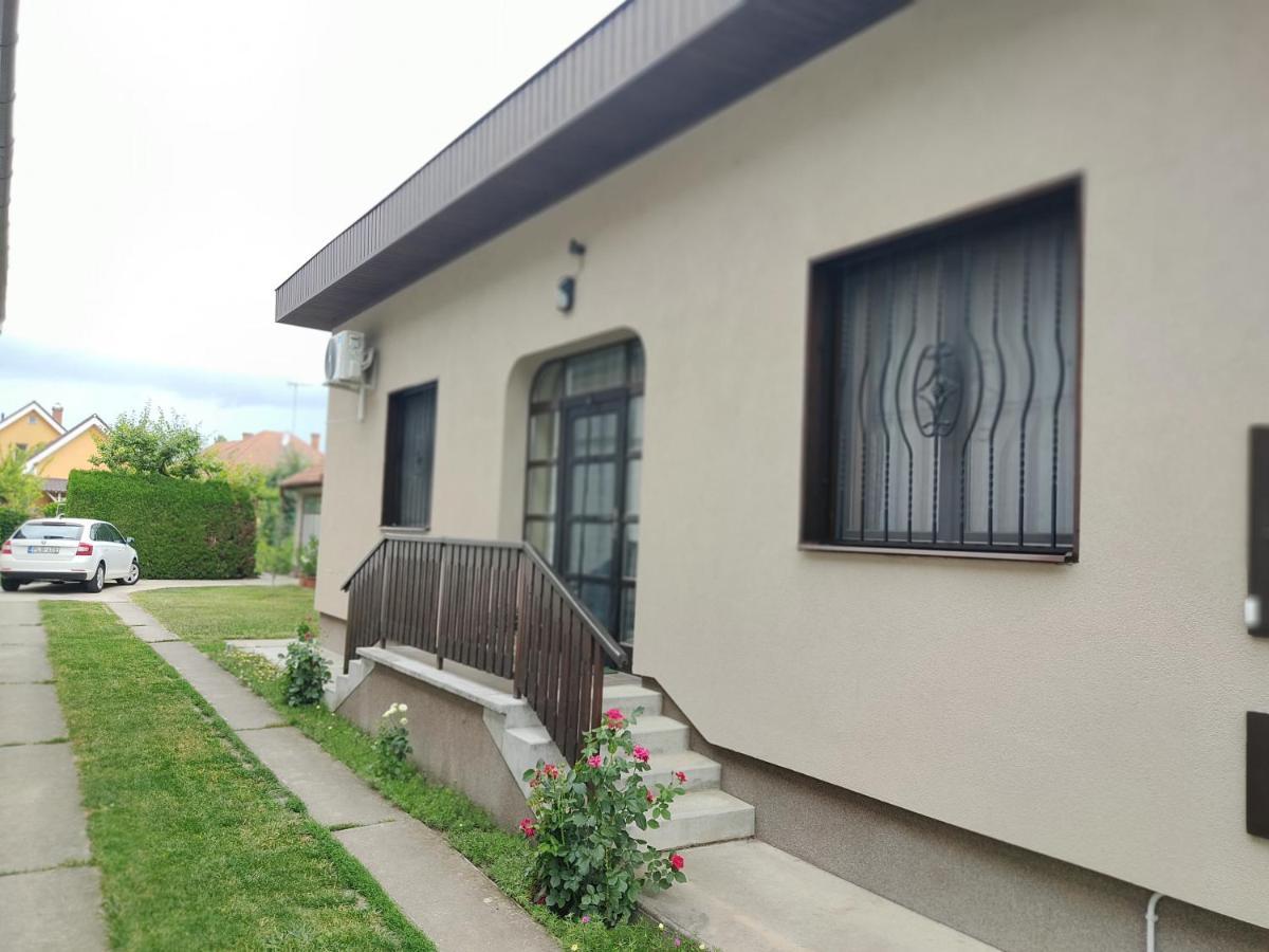 Ferienwohnung Arnika Vendeghaz Hajdúszoboszló Exterior foto